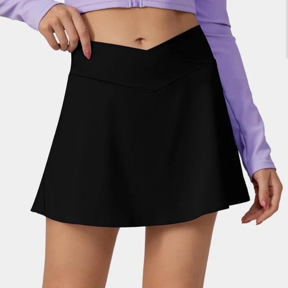 Halara Cloudful Air Crossover Side Pocket Tennis Skirt Black